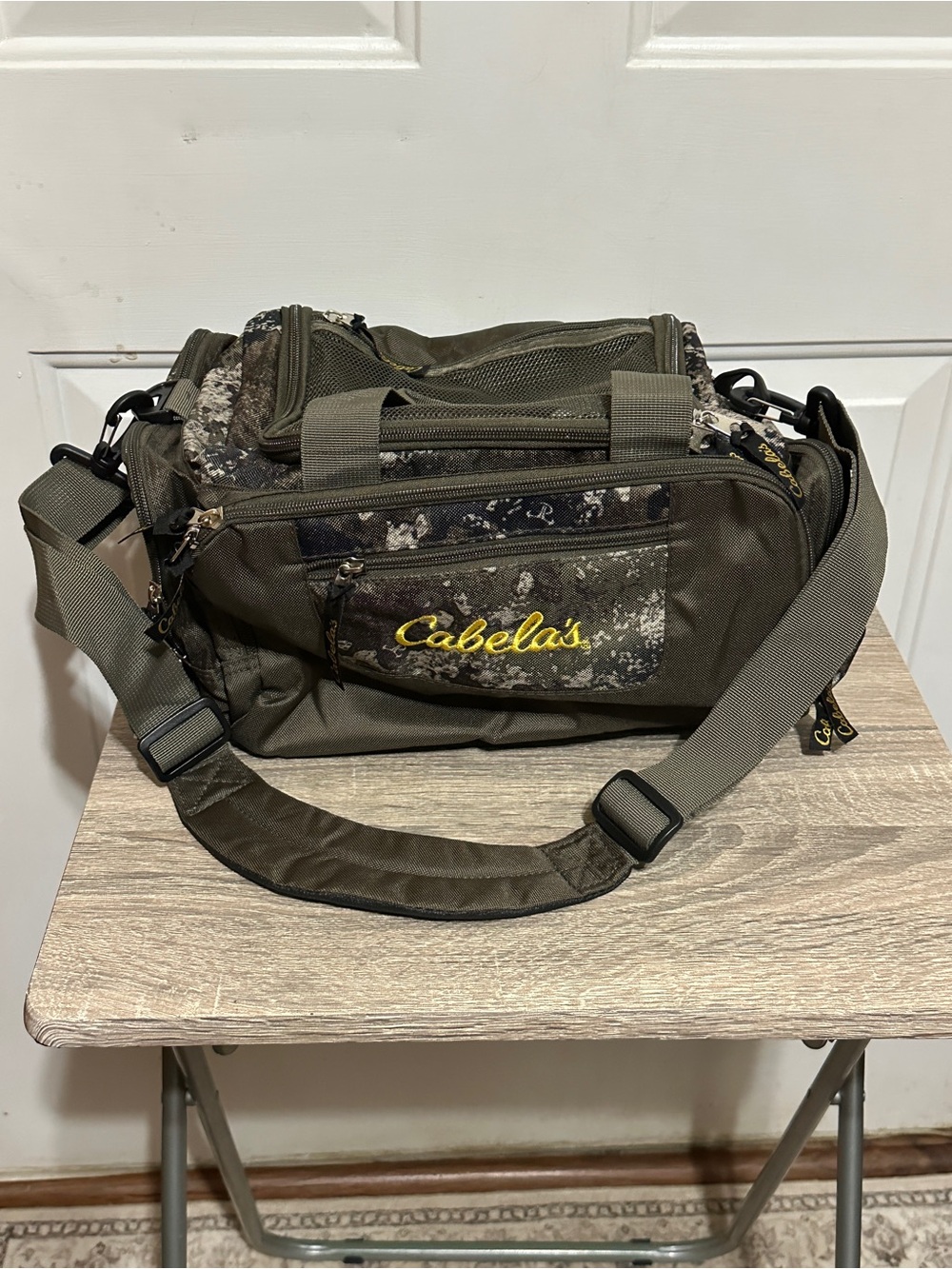 Cabela’s Catch-All Gear Bag Weather Resistant Camo Pocket Fishing Hunting NWOT
